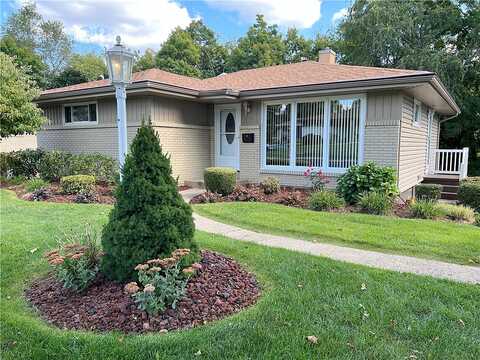 Arizona, NEW KENSINGTON, PA 15068