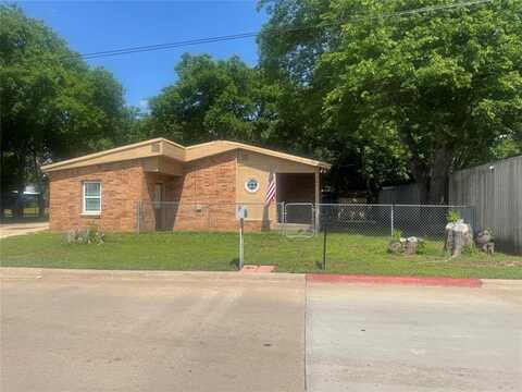 404 N Hannaford Street, Granbury, TX 76048