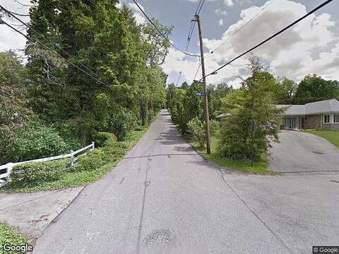Spring Ln, York, PA 17406