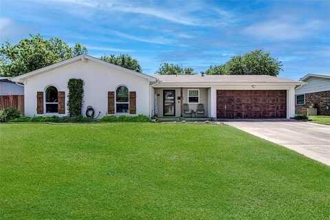 509 Oak Street, Burleson, TX 76028