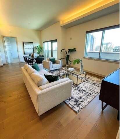 2323 N Akard Street, Dallas, TX 75204