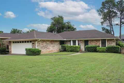1302 Rusdell Drive, Irving, TX 75060