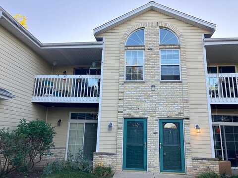 Garay Lane, Port Washington, WI 53074