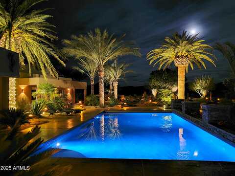 46906 N Quiet Hills Drive, Morristown, AZ 85342