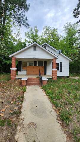 224 W Walter Street, Whiteville, NC 28472