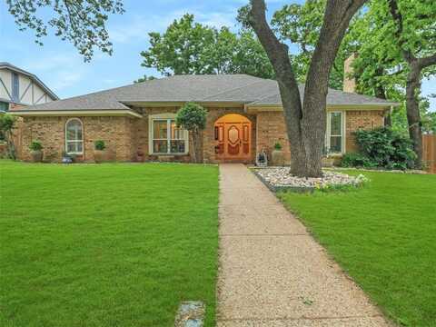 2626 Rivercrest Drive, Arlington, TX 76006