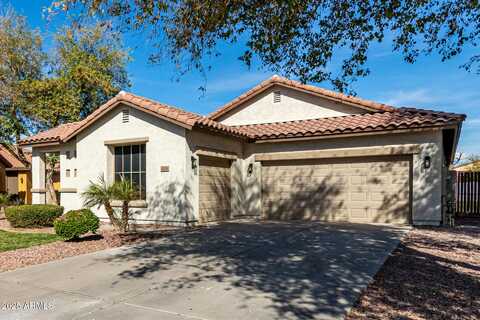 1236 E NIGHTINGALE Lane, Gilbert, AZ 85298