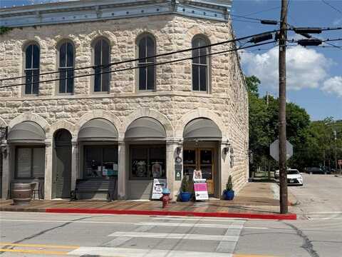 200 NE Barnard Street, Glen Rose, TX 76043