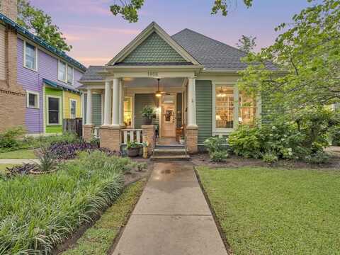 1808 College Avenue, Fort Worth, TX 76110