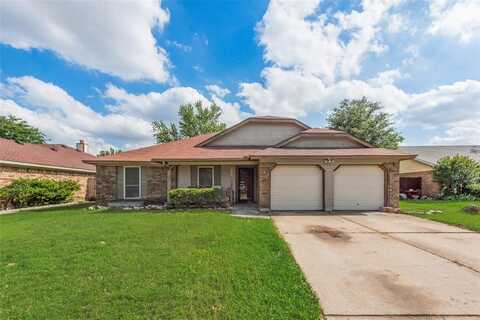 300 Valley Forge Lane, Arlington, TX 76002