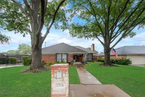 3501 Danbury Drive, Arlington, TX 76016