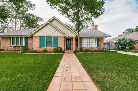1207 Land Rush Drive, Arlington, TX 76012