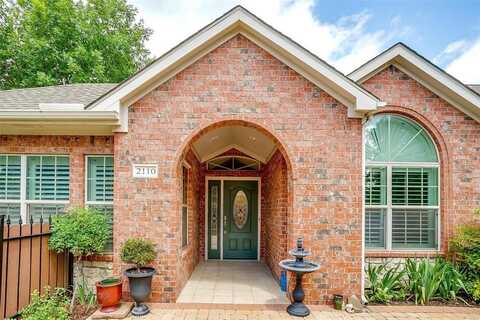 3240 Rosemeade Drive, Fort Worth, TX 76116