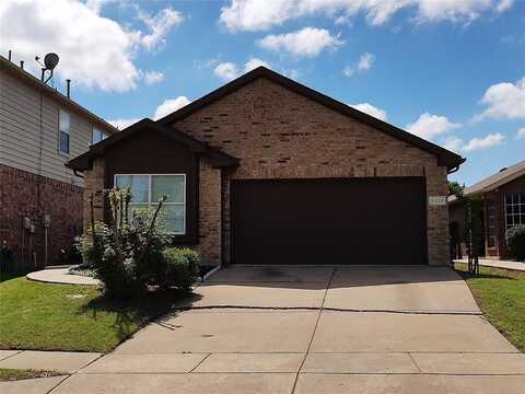 6025 Melanie Drive, Fort Worth, TX 76131