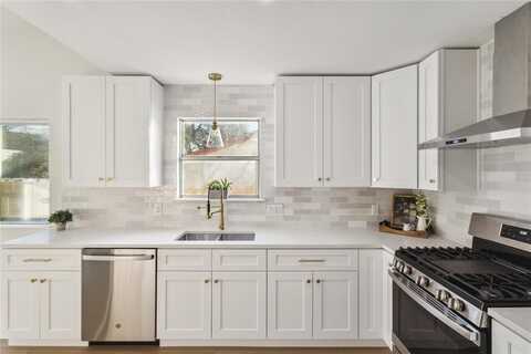 3012 Monument Drive, Round Rock, TX 78681