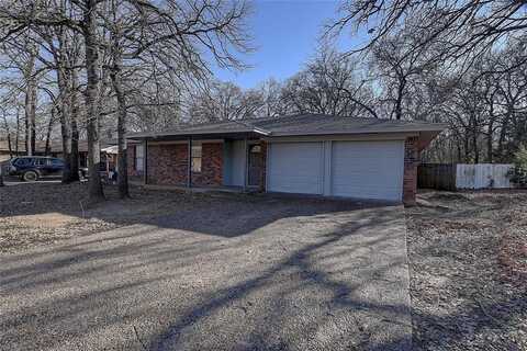 213 Pecan Street, Azle, TX 76020