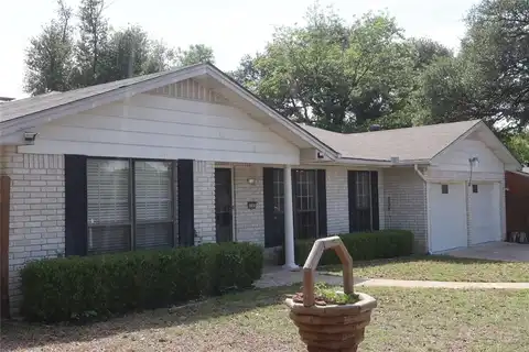 3205 Pin Oak Drive, Temple, TX 76502
