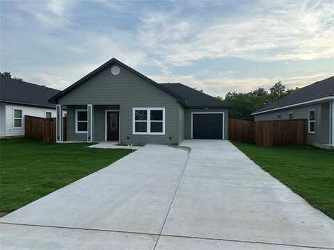 1009 S Preston Street, Ennis, TX 75119