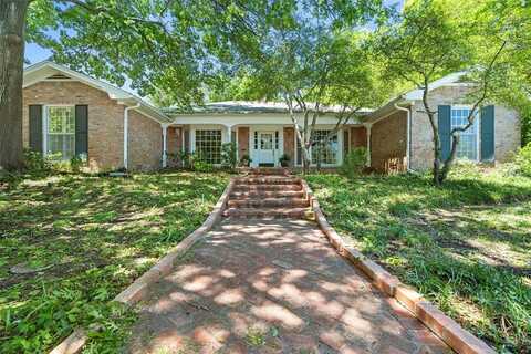 214 Country Club Road, Hillsboro, TX 76645