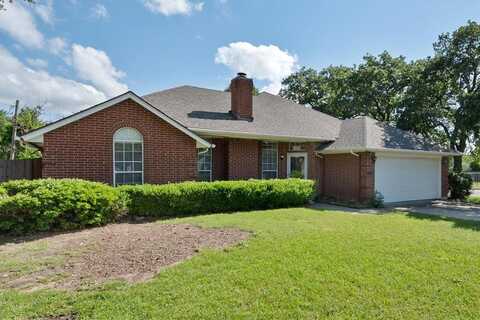 7212 Plumwood Drive, North Richland Hills, TX 76182