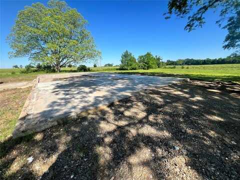 308 Farm Road 3390, Clarksville, TX 75426