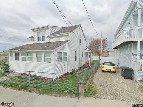 Broadway, MILFORD, CT 06460
