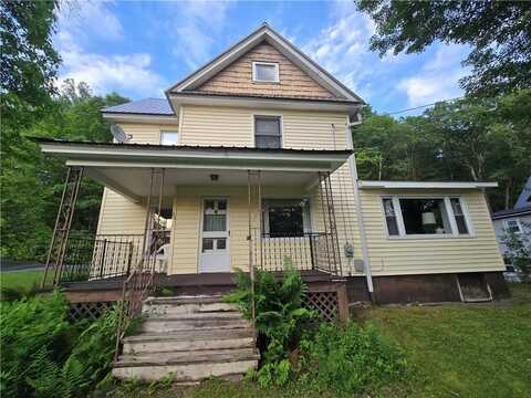 84 Peas Eddy Road, Hancock, NY 13783