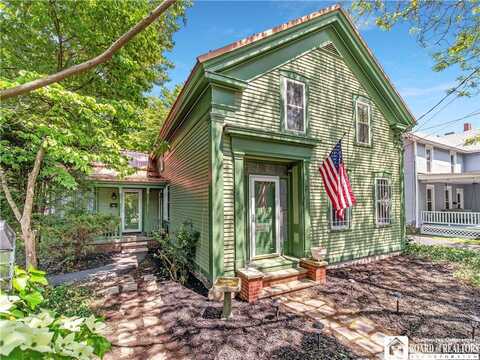 75 S Portage Street, Westfield, NY 14787
