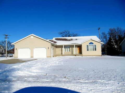 Oakwood, BENSON, MN 56215