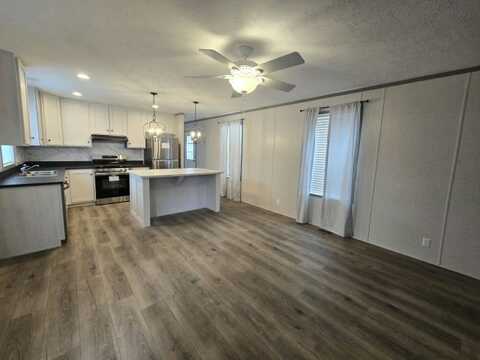 114 - 112th SQ NE, Blaine, MN 55434