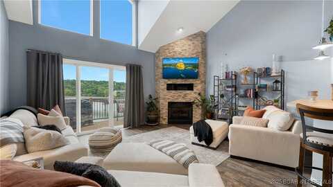 298 Cedar Heights Drive, Camdenton, MO 65020