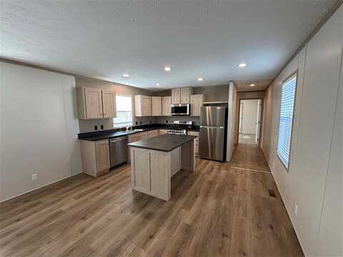 94 Marshall Ave, West Branch, IA 52358