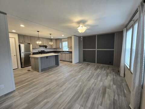11401 - 5th St NE, Blaine, MN 55434