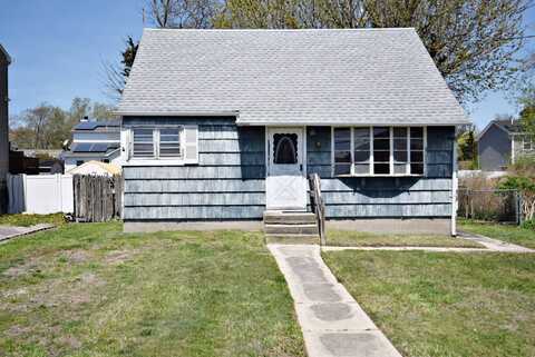 23 Shore Dr, Mastic Beach, NY 11951