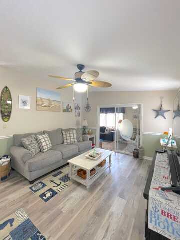 19211 Cedar Crest Ct, North Fort Myers, FL 33903