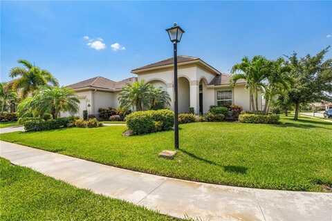 6104 GRAYSEN SQUARE, VERO BEACH, FL 32967
