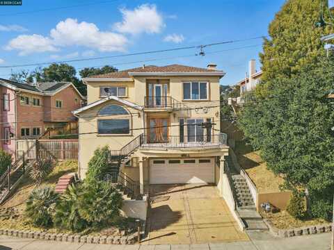 3727 Delmont Ave, Oakland, CA 94605