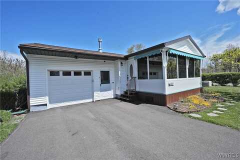 480 Eisenhower Avenue, Evans, NY 14006