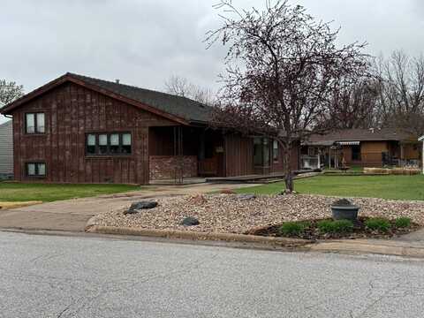 312 N. West St., Norton, KS 67654