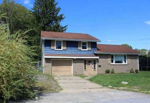 8 Elm Dr, Brookville, PA 15825