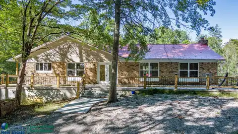 251 S Taxiway Drive, Albany, KY 42602