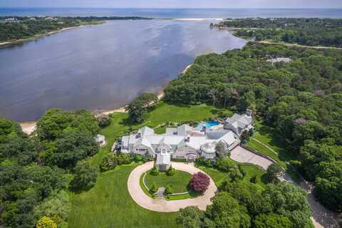 38 Mathews Road, East Hampton, NY 11975