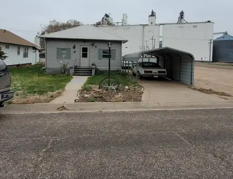 517 3rd Street, Chappell, NE 69129