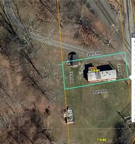 127 Madison Street, Fairview, WV 26554