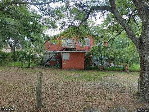 Emily, TAMPA, FL 33603