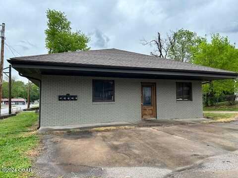 522 W Brook Street, Neosho, MO 64850