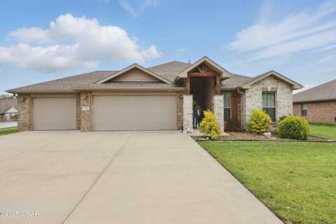 1201 W Par Circle, Neosho, MO 64850
