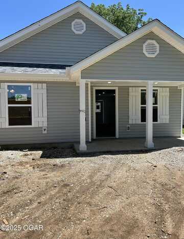 1101 S Sergeant Avenue, Joplin, MO 64801