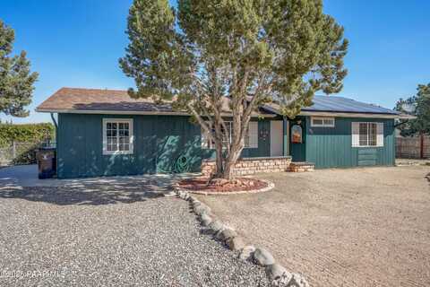 4890 E Cochise Drive, Rimrock, AZ 86335