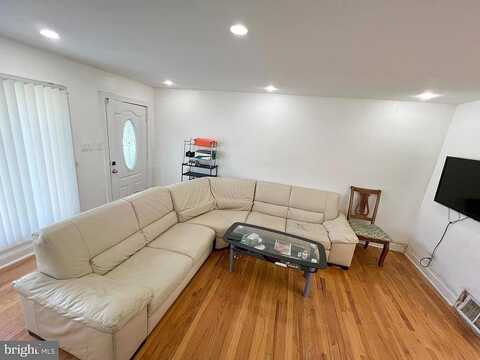 Pennway, PHILADELPHIA, PA 19124